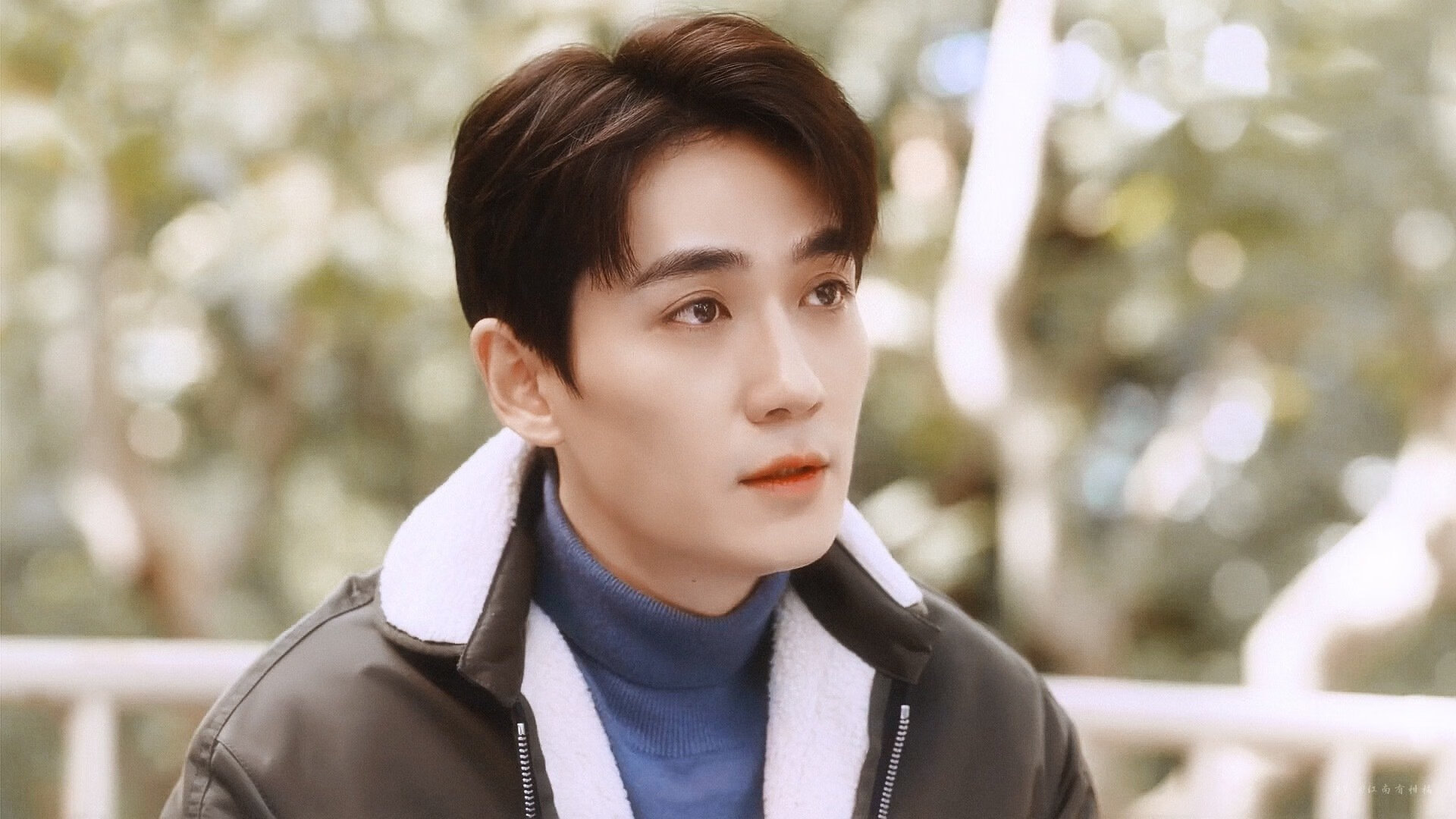 杨瀚森积极配合教练调整打法提升实战表现，杨瀚儒简介